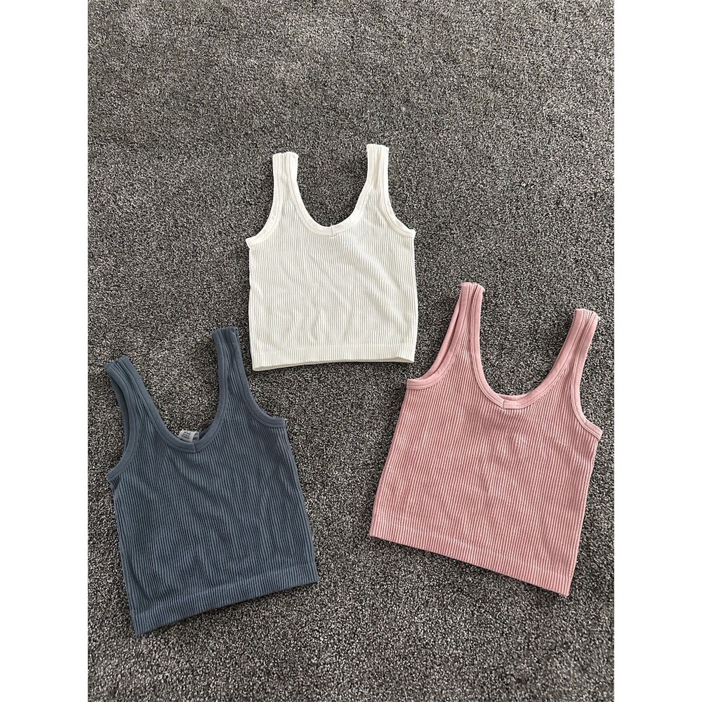 Womens Ribbed Seamless Cropped Tank Top 3-Pack White Pink Blue Size M